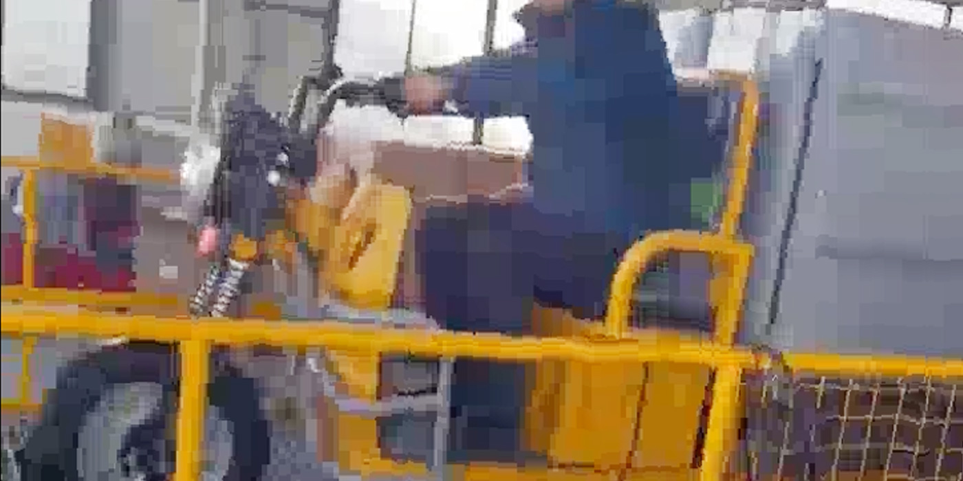 The acceptance of the three-wheeled electric vehicle chassis dynamometer is underway